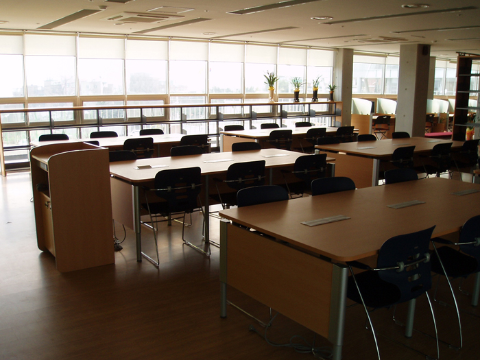 sidiz培訓(xùn)椅|培訓(xùn)椅|培訓(xùn)家具|學(xué)校家具|校園家具|教室家具-【OF365學(xué)校家具】